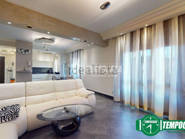 Appartamento in vendita di 95 m² in Via Felice Cavallotti, 13