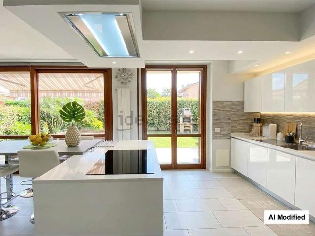 Appartamento in vendita di 95 m² in Via Filippo Turati, 3