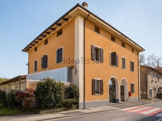 Appartamento in vendita di 95 m² in Via Frabetti