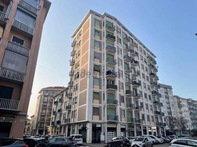 Appartamento in vendita di 95 m² in Via Francesco Petrarca, 35