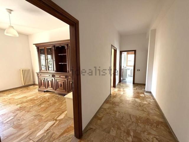 Appartamento in vendita di 95 m² in Via G. da Verrazzano