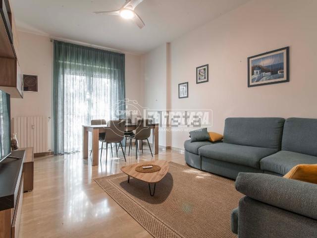 Appartamento in vendita di 95 m² in Via G. Garibaldi, 44