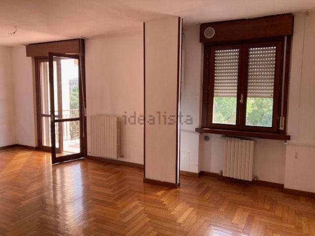 Appartamento in vendita di 95 m² in Via G. Rampazzini