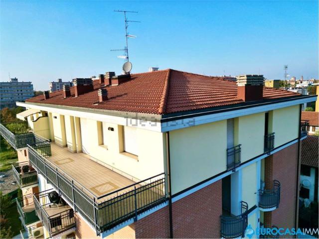 Appartamento in vendita di 95 m² in Via Giotto