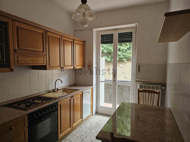 Appartamento in vendita di 95 m² in Via Giovanni Crestani, 17