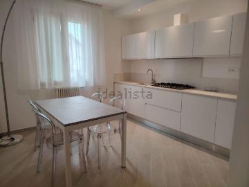 Appartamento in vendita di 95 m² in Via Giovanni Pascoli