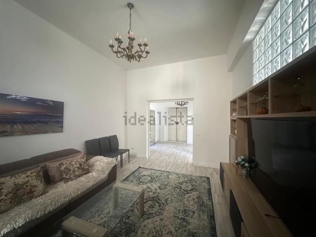 Appartamento in vendita di 95 m² in Via Giovanni Pascoli