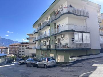 Appartamento in vendita di 95 m² in Via Giorgio Almirante, 59