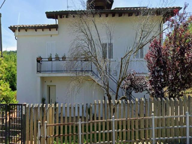 Appartamento in vendita di 95 m² in Via Giardino