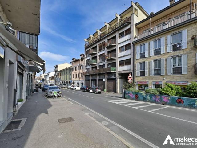 Appartamento in vendita di 95 m² in Via Giuseppe Dezza, 8