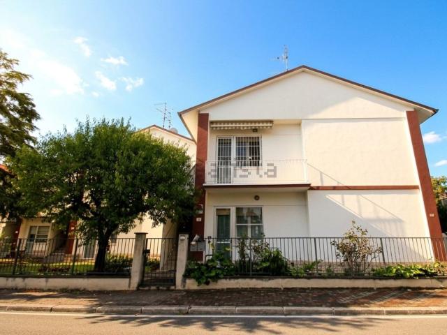 Appartamento in vendita di 95 m² in Via Giuseppe Mazzini, 10