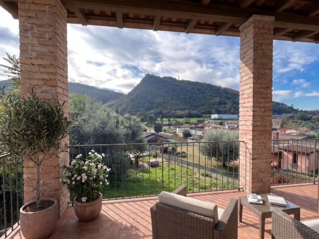 Appartamento in vendita di 95 m² in Via Gorizia