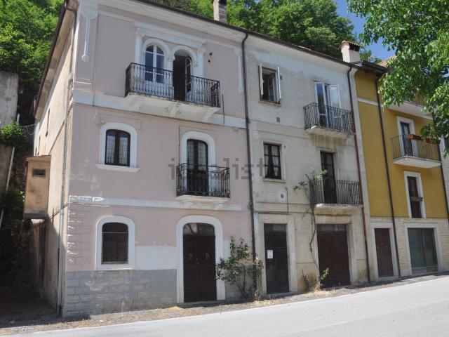Appartamento in vendita di 95 m² in Via Guglielmo Marconi