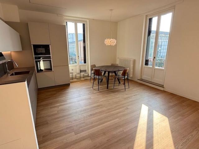 Appartamento in vendita di 95 m² in Via Guglielmo Silva, 49