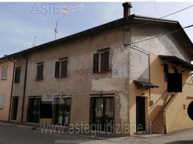 Appartamento in vendita di 95 m² in Via Indipendenza, 560