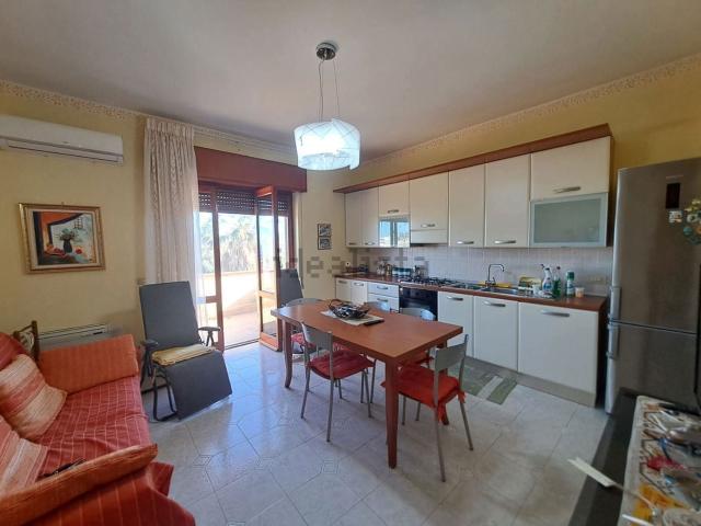 Appartamento in vendita di 95 m² in Via Intercomunale, 6