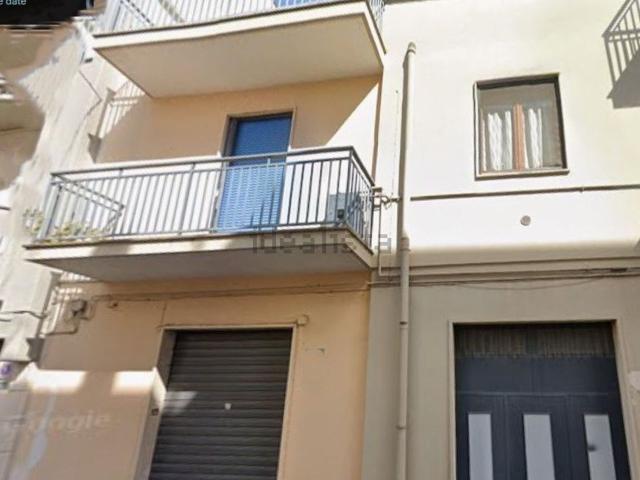 Appartamento in vendita di 95 m² in Via IV Novembre