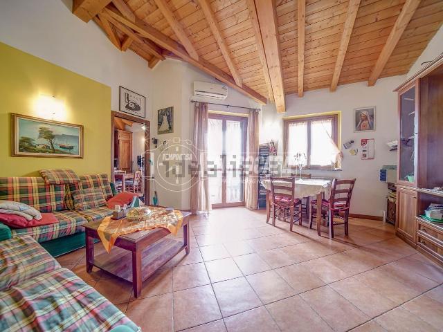 Appartamento in vendita di 95 m² in Via L. Cadorna, 58