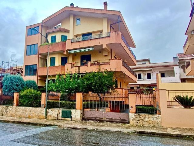 Appartamento in vendita di 95 m² in Via Leonardo Sciascia, 4
