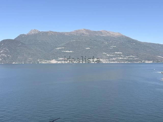 Appartamento in vendita di 95 m² in Via Lecco, 1