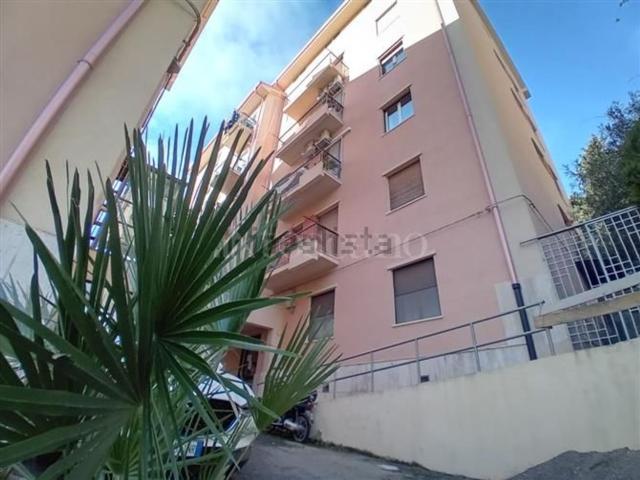 Appartamento in vendita di 95 m² in Via Luigi Rossi