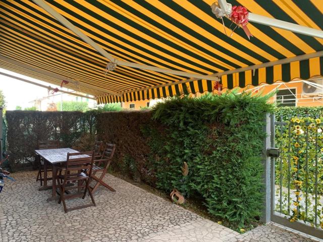 Appartamento in vendita di 95 m² in Via Martiri della Resistenza