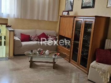 Appartamento in vendita di 95 m² in Via Martiri XVI Marzo