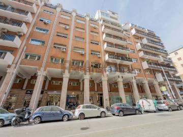 Appartamento in vendita di 95 m² in Via Marchese di Roccaforte, 39