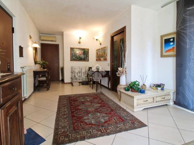 Appartamento in vendita di 95 m² in Via Marco Biagi, 14