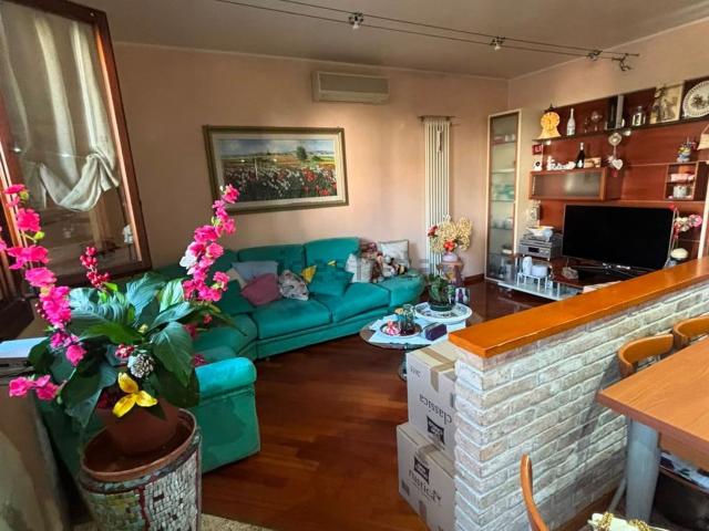 Appartamento in vendita di 95 m² in Via Marsiana Pinarello