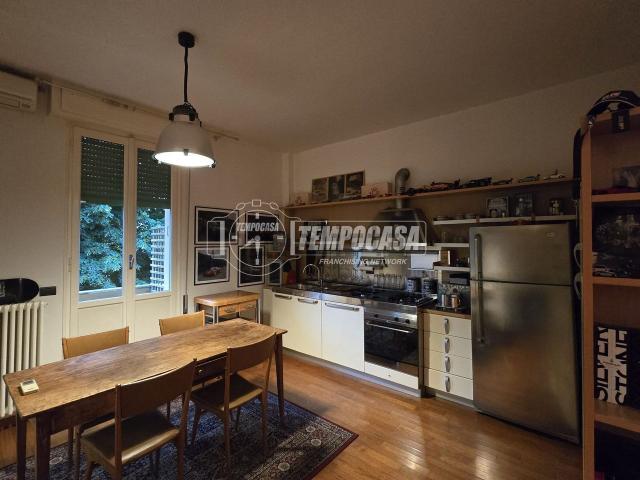 Appartamento in vendita di 95 m² in Via Matilde di Canossa