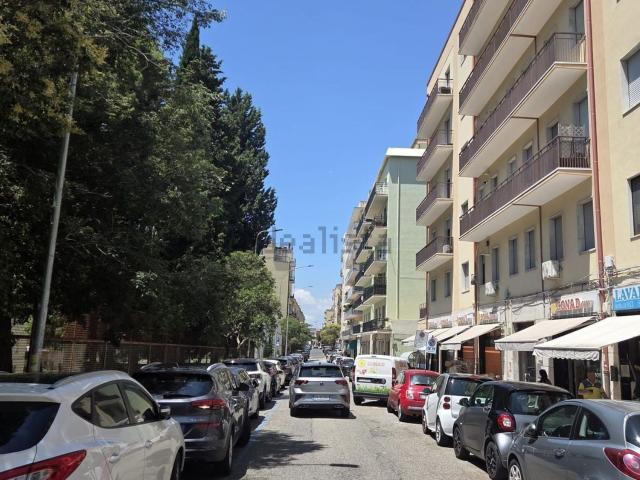 Appartamento in vendita di 95 m² in Via Melchiorre Jannelli
