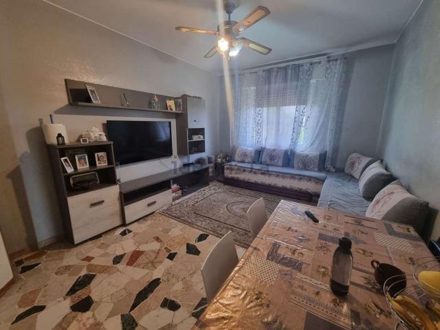 Appartamento in vendita di 95 m² in Via Monte Bianco, 44