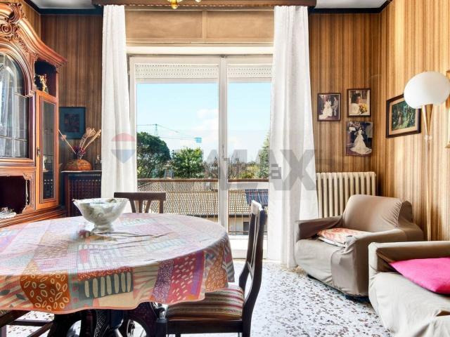 Appartamento in vendita di 95 m² in Via Monte Cervino, 8