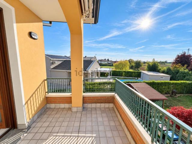 Appartamento in vendita di 95 m² in Via Monte Nero