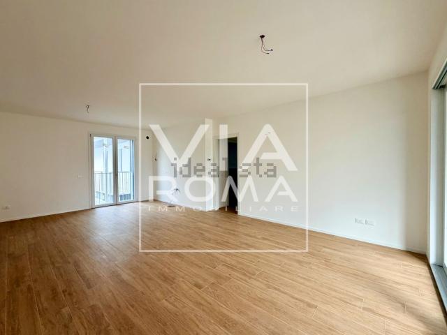 Appartamento in vendita di 95 m² in Via Monsignor Albino Schileo