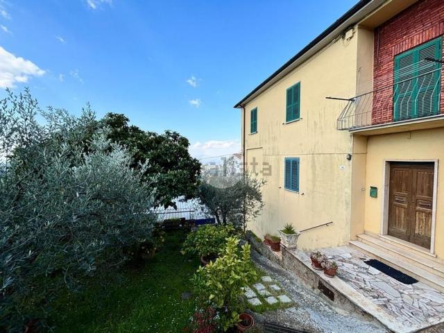 Appartamento in vendita di 95 m² in Via Narnese, 18