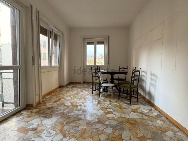 Appartamento in vendita di 95 m² in Via Nazario Sauro, 13