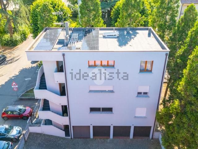 Appartamento in vendita di 95 m² in Via Nino Bixio