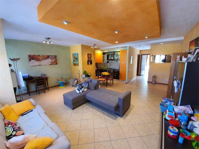 Appartamento in vendita di 95 m² in Via Nicola Fabrizi