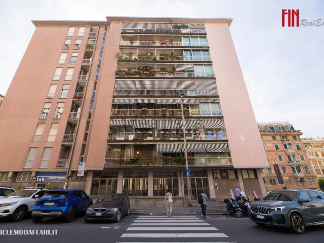 Appartamento in vendita di 95 m² in Via Nizza