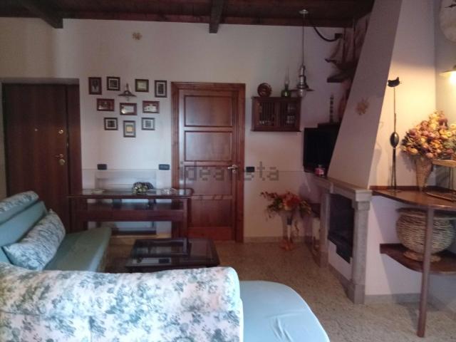 Appartamento in vendita di 95 m² in Via On. de Falco