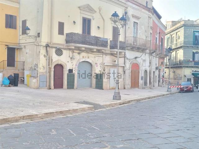 Appartamento in vendita di 95 m² in Via Osteria Ducale, 55