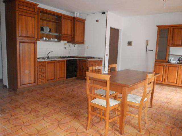 Appartamento in vendita di 95 m² in Via Padile