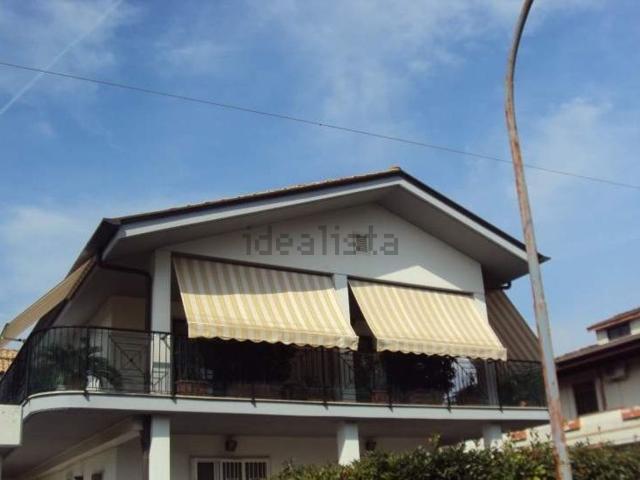 Appartamento in vendita di 95 m² in Via Padre Agostino Gemelli