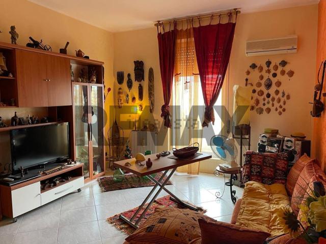 Appartamento in vendita di 95 m² in Via Pasquale Sgandurra, 6