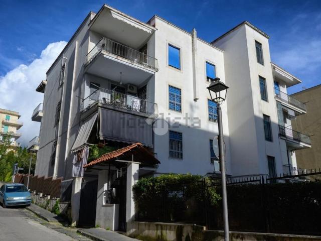 Appartamento in vendita di 95 m² in Via Pezzentelle
