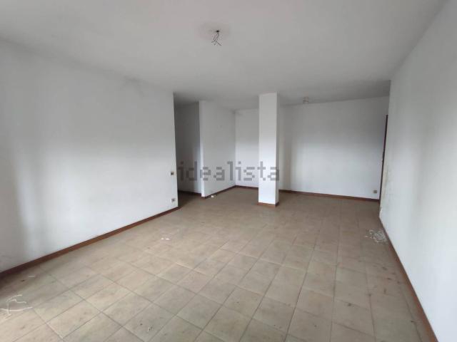 Appartamento in vendita di 95 m² in Via Poggio Perini, 21