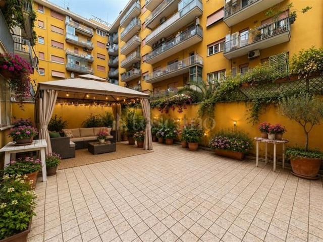 Appartamento in vendita di 95 m² in Via Portuense