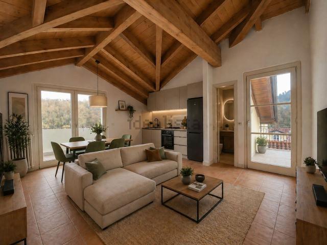 Appartamento in vendita di 95 m² in Via Postumia, 72